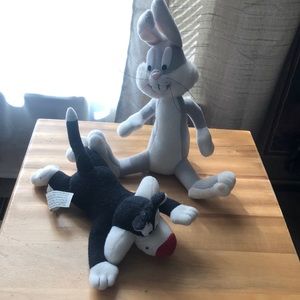 Bugs bunny and Sylvester